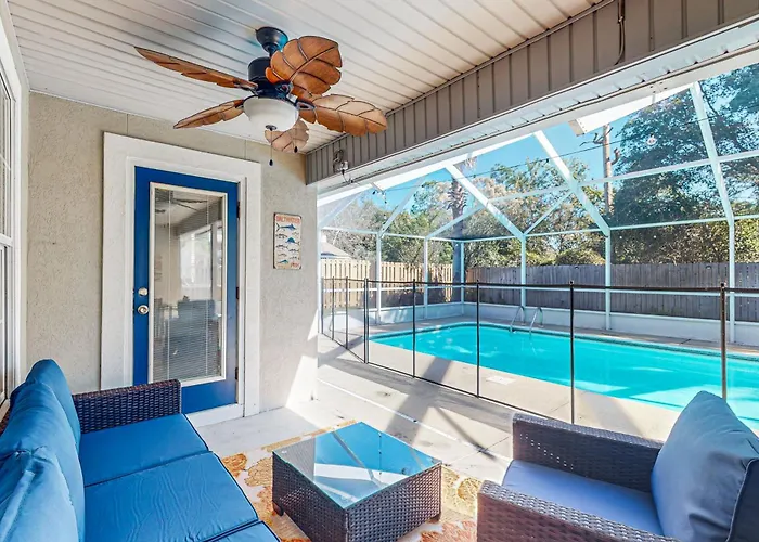 Single-level With Fenced Yard Private Pool & Washer&dryer Pensacola